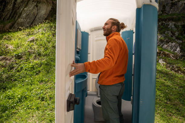 Best Porta potty delivery and setup  in Apple Valley, OH