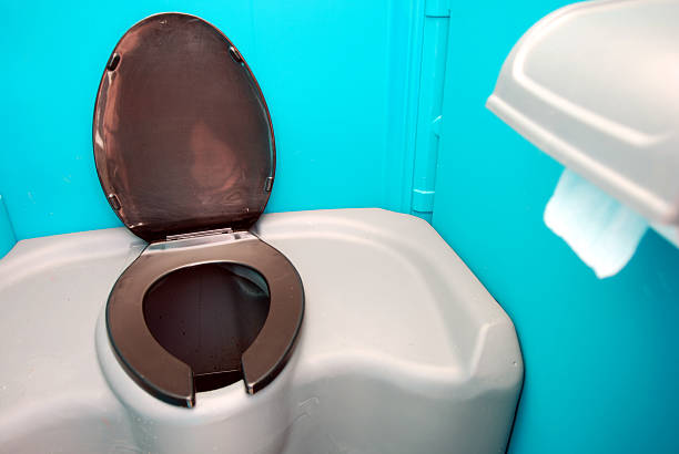 Best Best portable toilet rental  in Apple Valley, OH